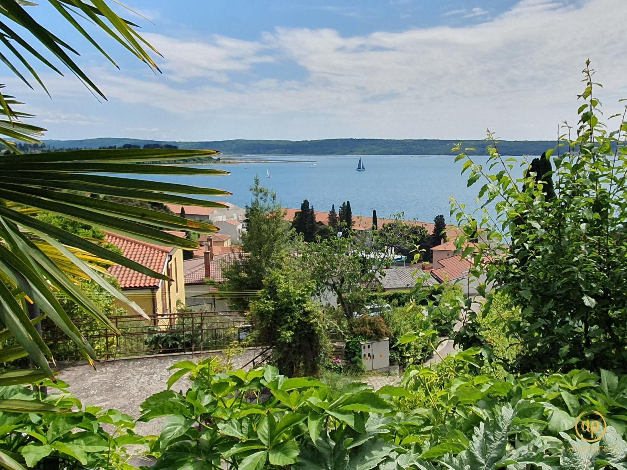 Apartment With Seaview And Garden For 6 Portorož Eksteriør bilde