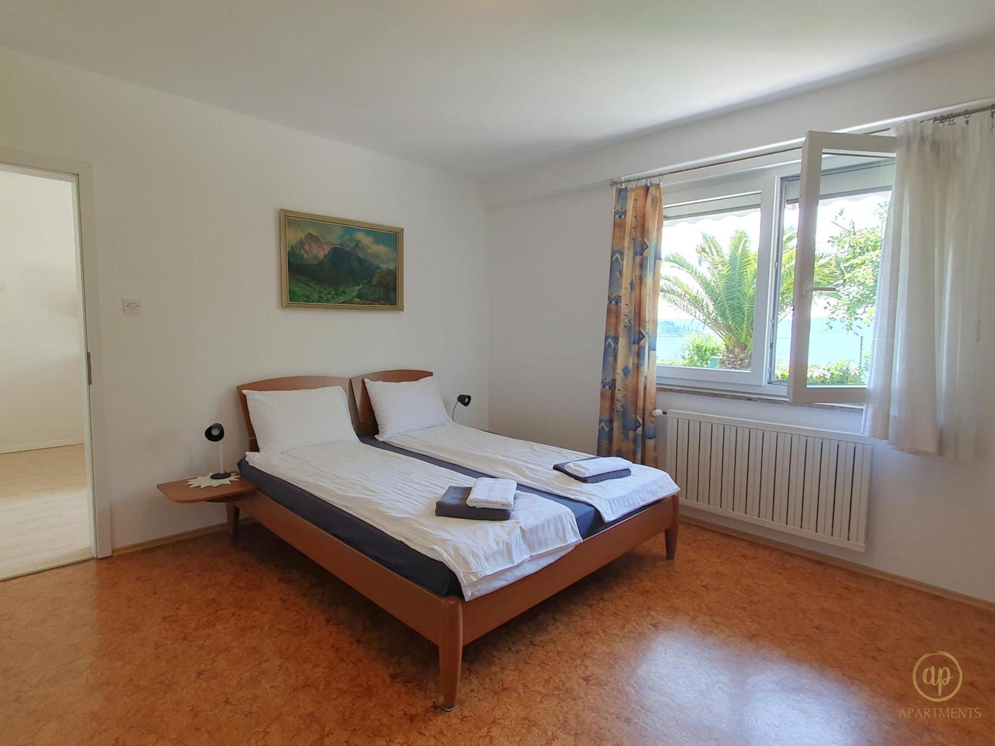 Apartment With Seaview And Garden For 6 Portorož Eksteriør bilde