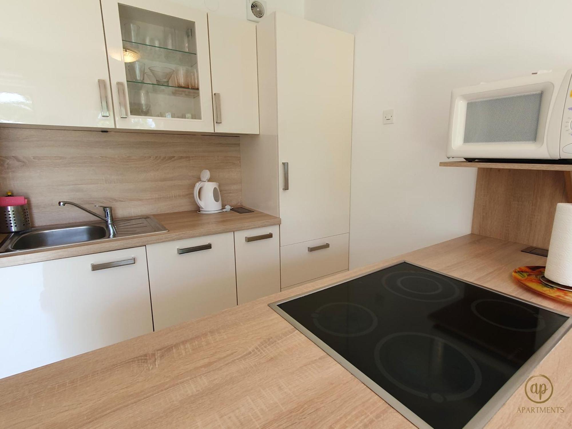 Apartment With Seaview And Garden For 6 Portorož Eksteriør bilde
